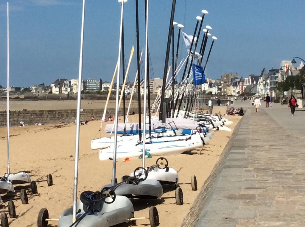 Bel Horizon, Au Pied De La Plage Du Sillon Saint-Malo Esterno foto